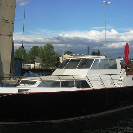 Le Bateau Ivre Hotel Bordéus Exterior foto