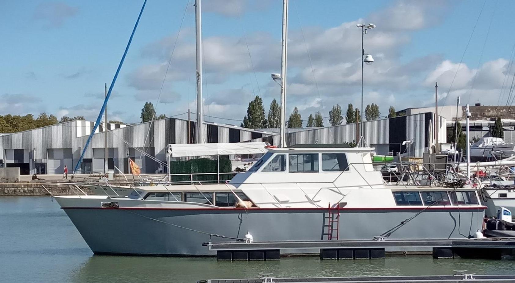 Le Bateau Ivre Hotel Bordéus Quarto foto